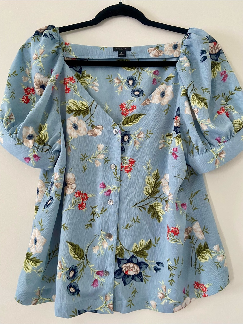 Ann Taylor Blue Floral Puff-Sleeve Button Front Blouse
